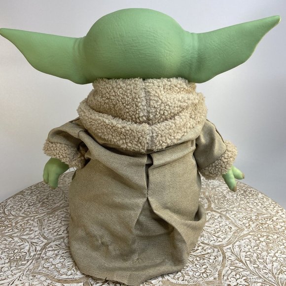 Star Wars THE CHILD Plush Mandalorian Force Awakens BABY YODA 11 inch - Picture 4 of 11